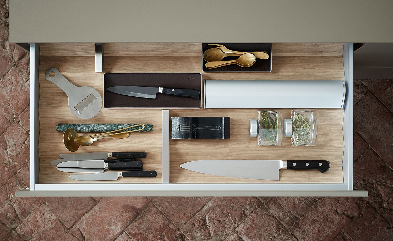 csm_7-bulthaup_b3_interior-150330_Bulthaup_Steel_oak_detail_18922_step3_colorgrading_1500x920_522918ad95